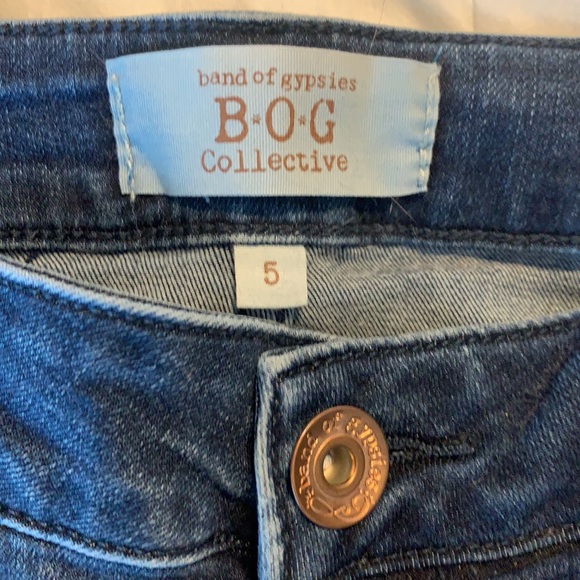 B.O.G - Picture 2 of 3